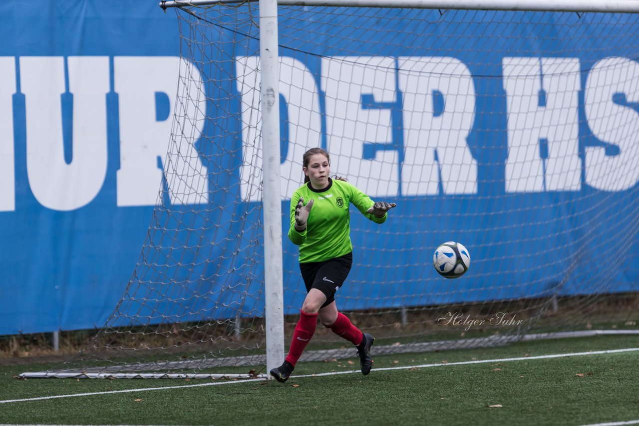 Bild 157 - wBJ Hamburger SV2 - Eimsbuettel 2 : Ergebnis: 2:1